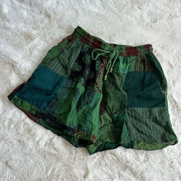 Hippie advance size small green flowy patchwork shorts - Picture 6 of 7